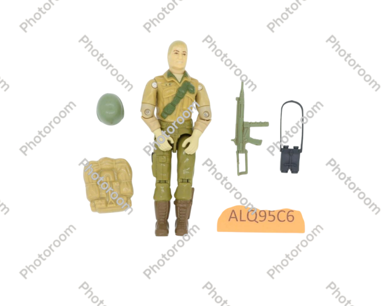 tba 1983 hasbro g.i. joe duke action figure box front image from Gimme80s.com, home of your favorite 1980s 1990s 2000s toys, fashion, electronics, and more